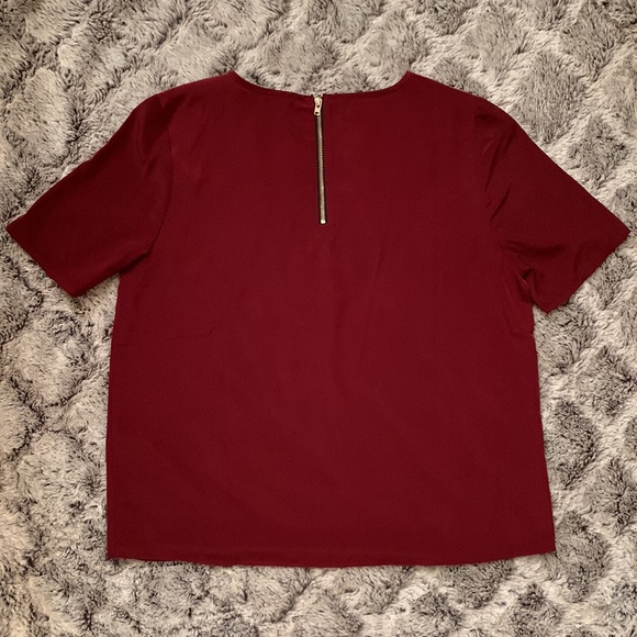 FOREVER 21 red business casual short sleeve blouse - Picture 2 of 4